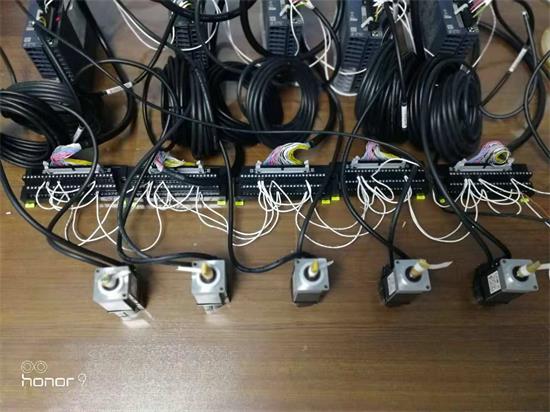 號(hào)外！號(hào)外_三菱定位新用法：FX5U內(nèi)置32軸總線(xiàn)定位！